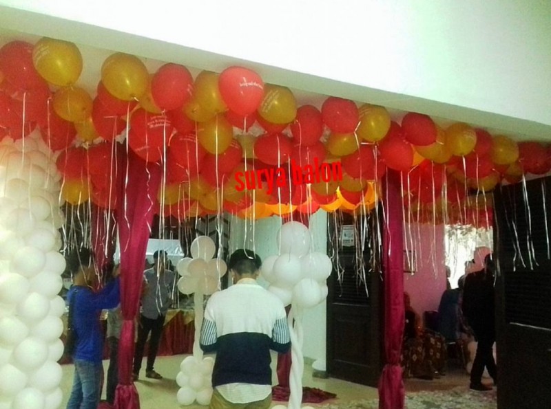 balon pesta ulang tahun